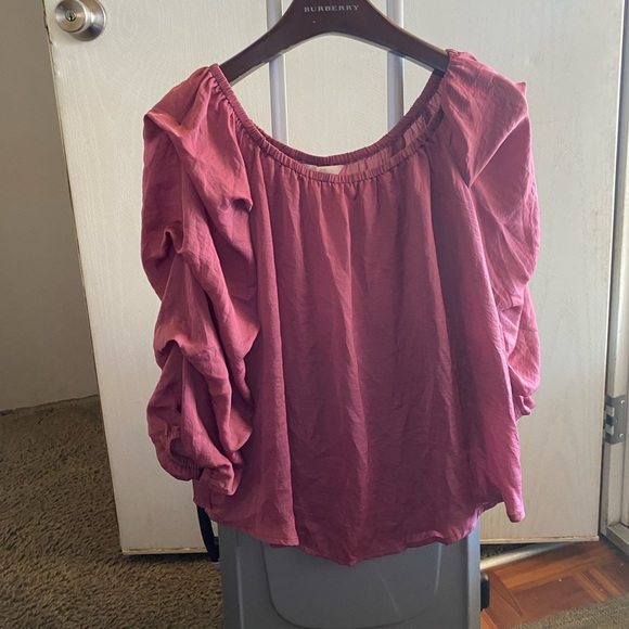 Various boutique brands tops - Picture 2 of 3